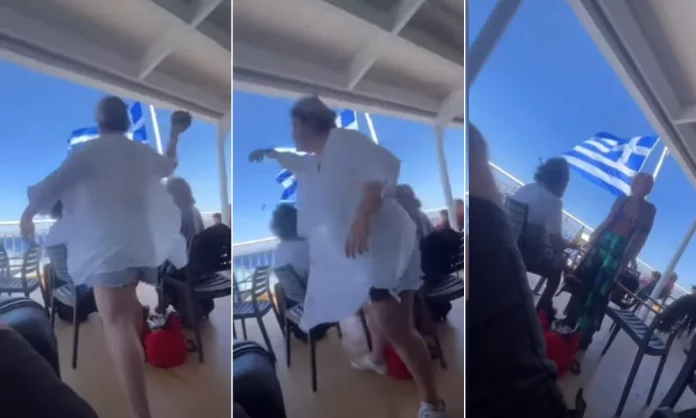 Απίστευτος τσακωμός σε πλοίο: Αγανακτισμένη επιβάτιδα πέταξε το ηχείο μιας άγνωστης στη θάλασσα! (video)