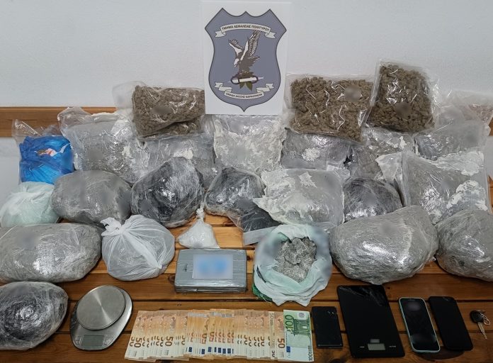 Θεσσαλονίκη: Χειροπέδες σε 21χρονο που έκρυβε πάνω από 18 κιλά κάνναβης και 1.300 γραμμάρια κοκαΐνης
