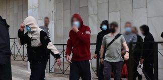 Δολοφονία Λυγγερίδη: Το στικάκι με τα επεισόδια στου Ρέντη και το ανώνυμο τηλεφώνημα που δέχθηκαν οι αξιωματικοί της Ασφάλειας