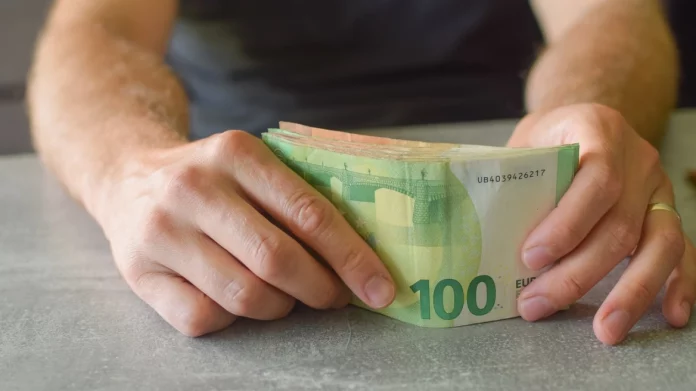 Κέρκυρα: Μου ζήτησαν €200.000 για να μου διευθετήσουν φορολογικές εκκρεμότητες, λέει επιχειρηματίας για τη σπείρα εφοριακών