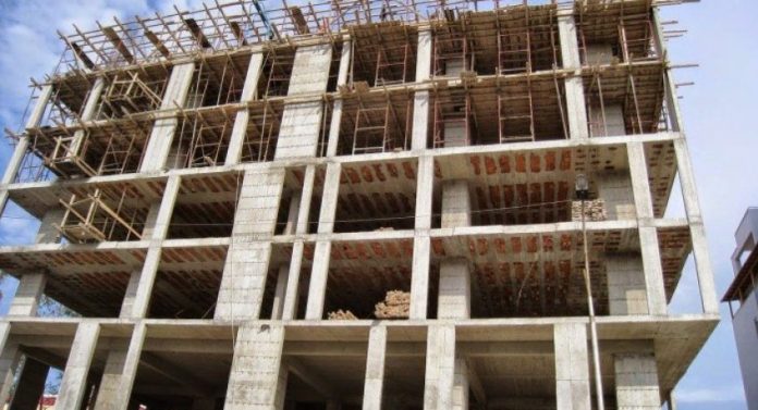 Θεσσαλονίκη: 51χρονος έκανε πλιάτσικο σε οικοδομή – Πήρε εργαλεία, σωλήνες χαλκού αλλά και… έγγραφα