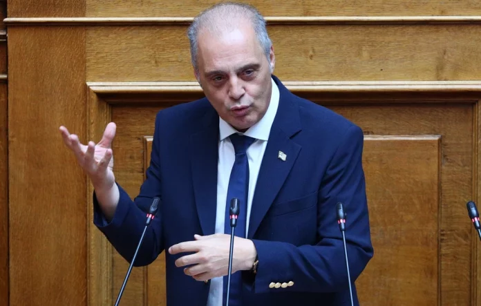 Κυριάκος Βελόπουλος: Βέλη κατά του Πιτσιλή