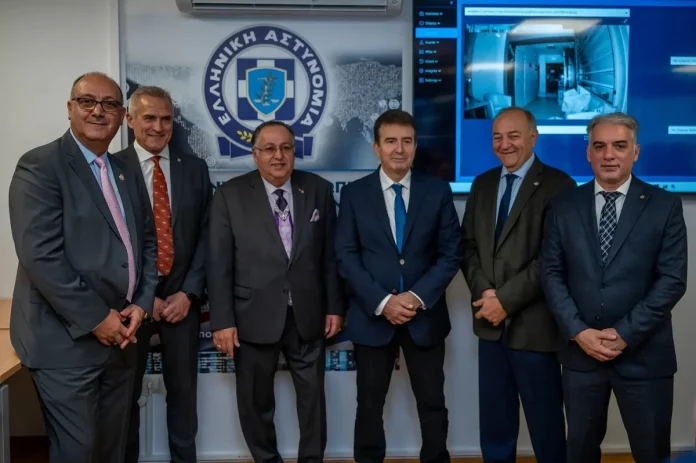 Συλληφθείς για χρέη στο Δημόσιο ο «δωρητής» στην Διεύθυνση Αντιμετώπισης Οργανωμένου Εγκλήματος