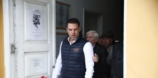 Ο Κασσελάκης διέβη τον Ρουβίκωνα και πέρασε στο αντιΣΥΡΙΖΑ στρατόπεδο