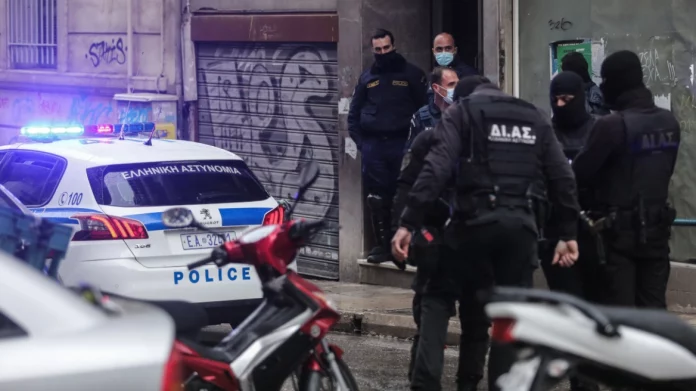 Διαμάχη για τους πολεοδόμους της Χαλκιδικής – ΕΛΑΣ: «Όλοι ελεύθεροι;», Υπεράσπιση: «Δικογραφία χωρίς στοιχεία»