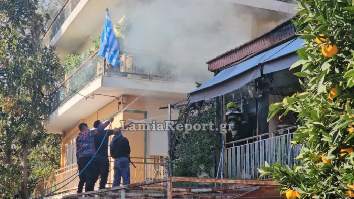 Φωτιά σε σπίτι στη Λαμία
