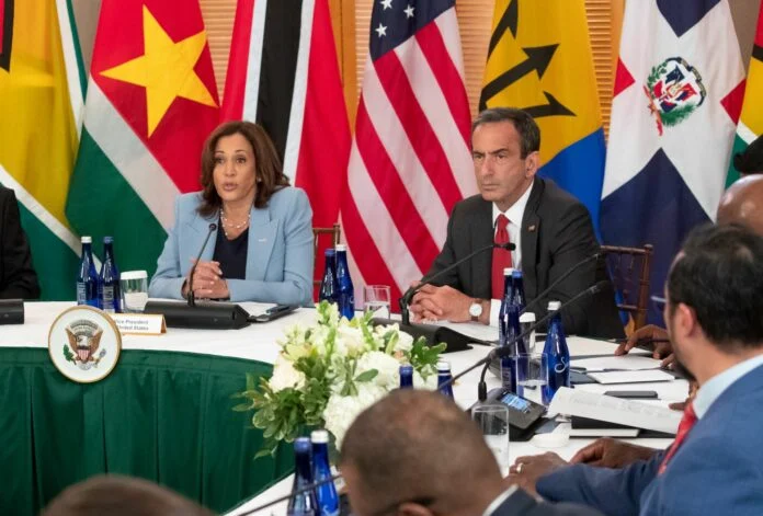 gordoncamala1-696x471