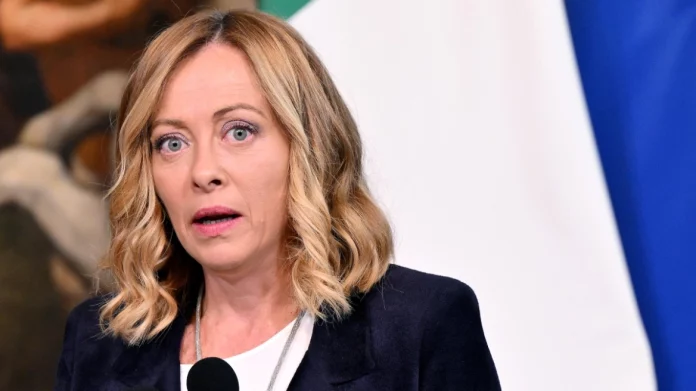 Μελόνι: Δεν γίνεται εγώ να κρίνομαι σε εκλογές και να κυβερνούν οι δικαστές
