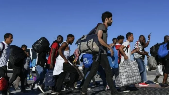 Γαύδος: 54 νέοι παράτυποι μετανάστες – Μεταφέρονται στα Χανιά