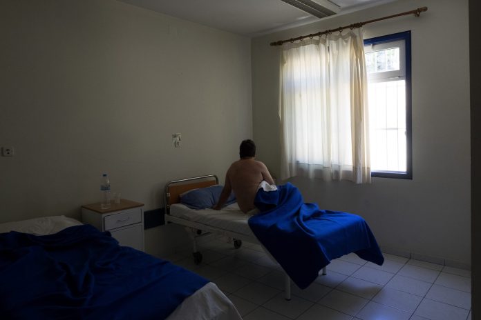Κλείστηκε παράνομα σε ψυχιατρείο: Έλαβε 20.500 ευρώ αποζημίωση