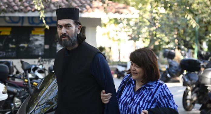 Κιβωτός: Ένοχος ο π. Αντώνιος για σωματική κακοποίηση, τιμωρίες και καψόνια σε ανήλικους τροφίμους