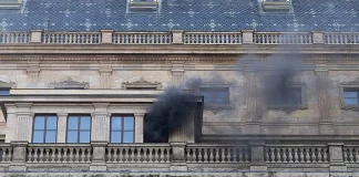 Πυρκαγιά στο Εθνικό Θέατρο στην Πράγα – Δεν υπήρξαν τραυματίες