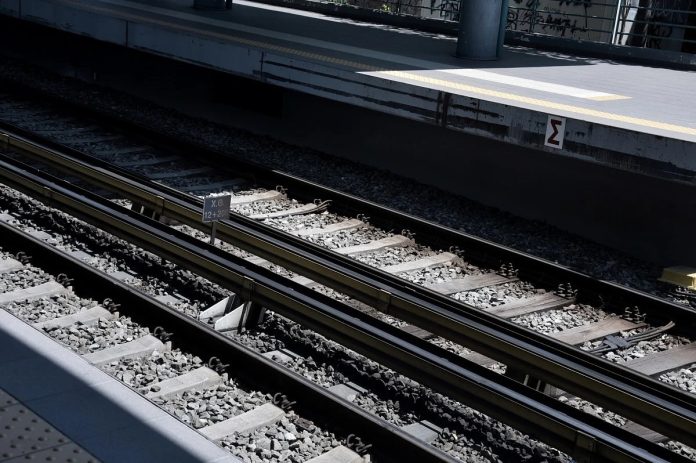 “Δεν φαίνεται ανθρώπινο λάθος” λέει ο πρόεδρος του σωματείου εργαζομένων του ΟΣΕ για την παραλίγο σύγκρουση των τρένων
