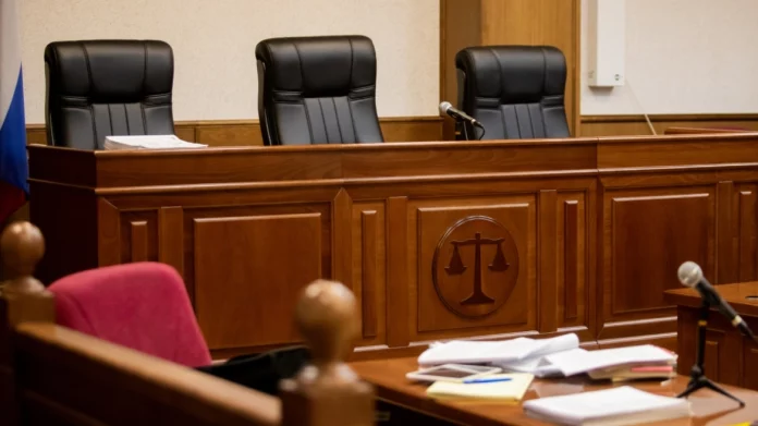 Λάρισα: Καταδικάστηκε 45χρονος που επί 4 χρόνια ανέβαζε στο διαδίκτυο βίντεο με προσωπικές στιγμές με τη σύζυγό του