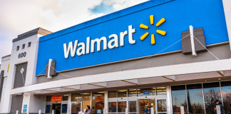 H Walmart περιορίζει τις πρωτοβουλίες της υπέρ της διαφορετικότητας
