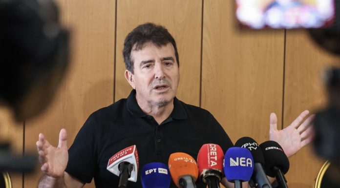 Επερώτηση της ΕΛΛΗΝΙΚΗΣ ΛΥΣΗΣ προς τον Μιχάλη Χρυσοχοίδη για την ένοπλη “απαγωγή” κρατουμένου στις Σέρρες Τώρα που στην Αμερική αποφάσισαν την κατάργηση του FBI, o Χρυσοχοίδης... ίδρυσε το Ελληνικό FBI ως λύση στην…