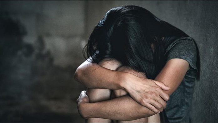 Βόλος: Εθισμένη στην ηρωίνη από τα 16 της! – Δραματική ιστορία 19χρονης ενώπιον του δικαστηρίου