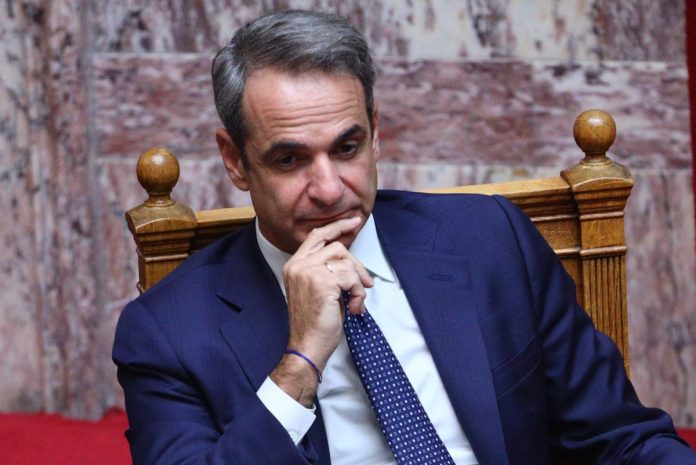 Με «ημίμετρα» για τις τράπεζες η κυβέρνηση ψάχνει το κοινωνικό της πρόσωπο