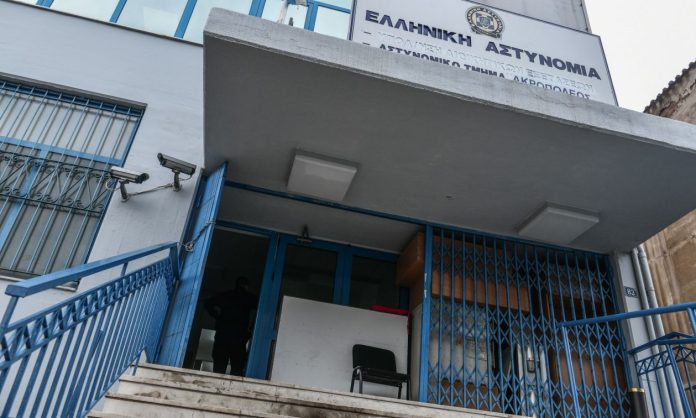 Πώς δρούσε ο αξιωματικός της ΕΛ.ΑΣ. που εμπλέκεται σε διεθνές κύκλωμα ναρκωτικών – Διάλογοι «φωτιά»