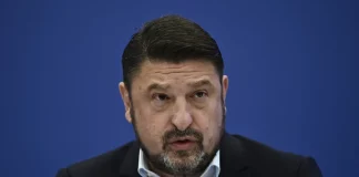 Το παρασκήνιο της παραίτησης Χαρδαλιά