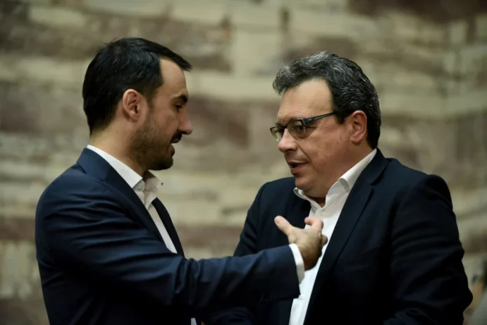 Ανοίγει το «παιχνίδι» στην Κεντροαριστερά, αλλά χωρίς το ΠΑΣΟΚ