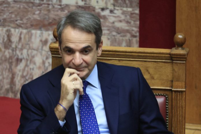 Μαξίμου: Πλάνο ανασύνταξης μέχρι την άνοιξη Μαξίμου: Πλάνο ανασύνταξης μέχρι την άνοιξη