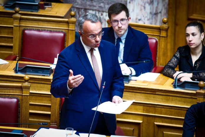 Κόντρα Σταϊκούρα- Αχτσιόγλου για τα Τέμπη στη Βουλή: «Είναι ντροπή να πετάτε την ευθύνη στους εργαζόμενους» Κόντρα Σταϊκούρα- Αχτσιόγλου για τα Τέμπη στη Βουλή: «Είναι ντροπή να πετάτε την ευθύνη στους εργαζόμενους»