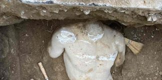 Βρέθηκε μαρμάρινο άγαλμα σε σκάμμα φυσικού αερίου κοντά στο Ηρώδειο (φωτο)