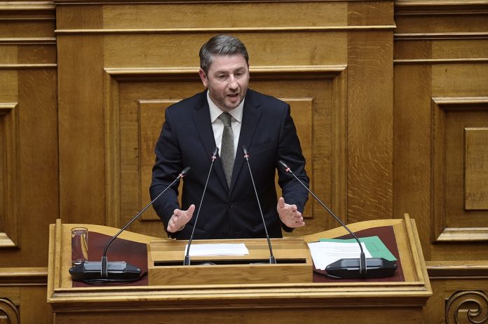 Νίκος Ανδρουλάκης: Πουλάτε φύκια για μεταξωτές κορδέλες – Μονόδρομος η Εθνική Συλλογική Σύμβαση Εργασίας
