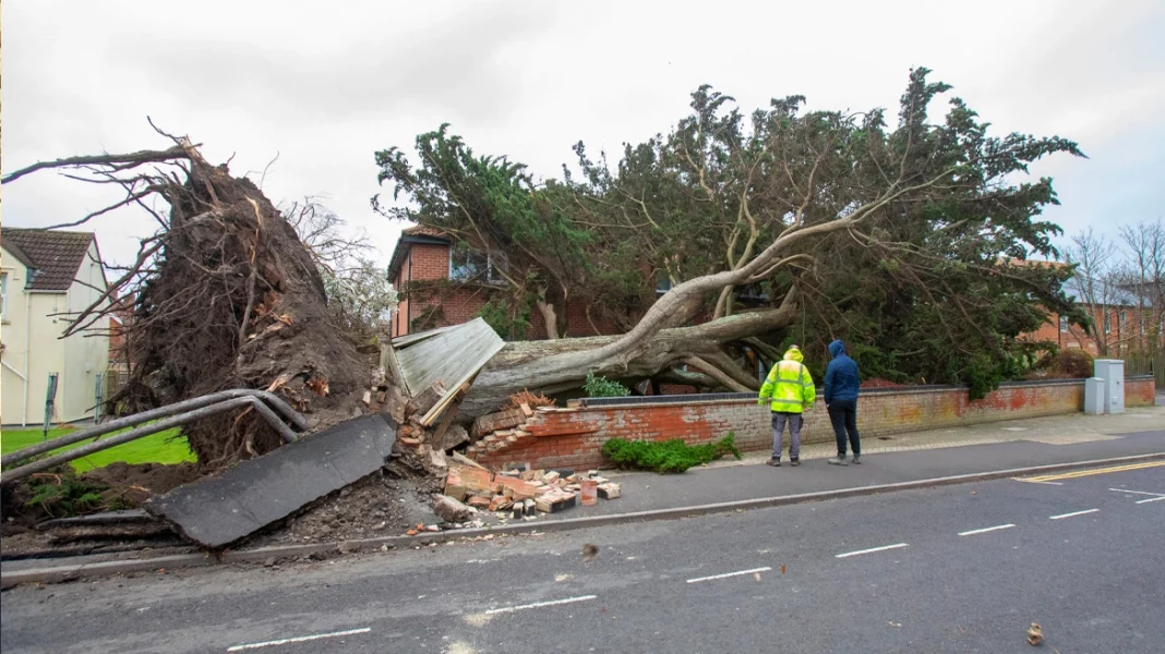 bretania-kakokairia-xrwma