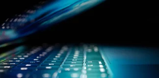 Η Ρωσία εξετάζει το μπλοκάρισμα των τηλεφωνικών κλήσεων μέσω εφαρμογών ανταλλαγής μηνυμάτων