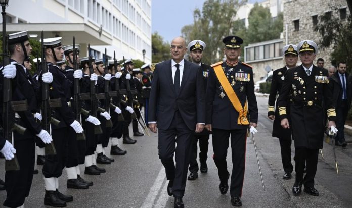 Το «πιο σύγχρονο ΠΝ» υποσχέθηκε ο ΥΕΘΑ αλλά δεν μας είπε πως θα το πετύχει!