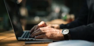 ΕΛΣΤΑΤ: Αύξηση 32,6% το γ’ τρίμηνο των κενών θέσεων εργασίας στο σύνολο της οικονομίας