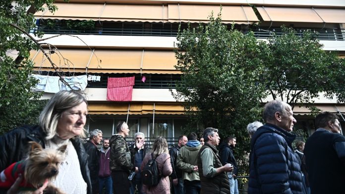 Πατήσια: Τα ΜΑΤ του Χρυσοχοίδη, επιτέθηκαν σε πολίτες που προσπάθησαν να αποτρέψουν την έξωση μογονεϊκής οικογένειας