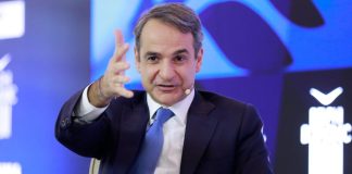 Καρφιά Μητσοτάκη σε Σαμαρά χωρίς ονομαστικές αναφορές