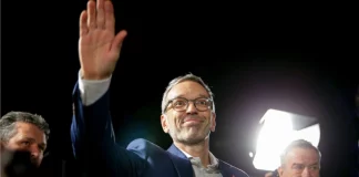 Το αυστριακό κοινοβούλιο αίρει την ασυλία του αρχηγού του ακροδεξιού κόμματος FPÖ