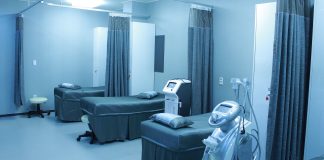 Έξι μήνες αναμονή για μαγνητική – 400 χειρουργικές αίθουσες και 200 κλίνες ΜΕΘ κλειστές, σε αποθήκες πανάκριβα μηχανήματα