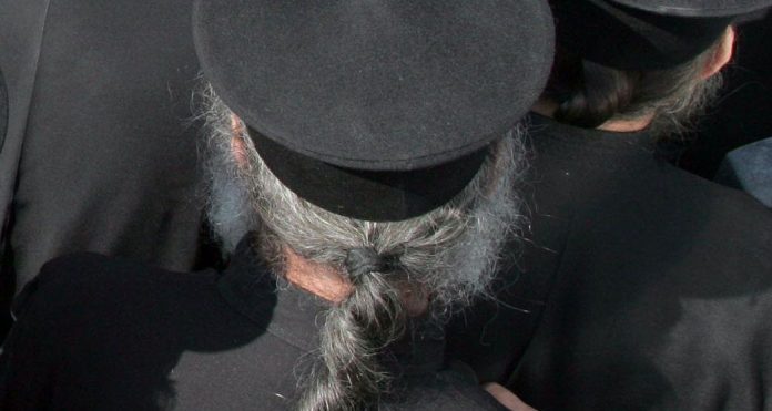 Πύργος: Ιερέας πατέρας 5 παιδιών ξυλοκόπησε την ερωμένη του – Περνά αυτόφωρο σήμερα