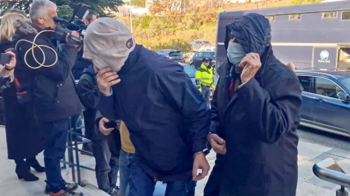 Δεσμεύτηκαν θυρίδες και ακίνητα των εμπλεκομένων στο κύκλωμα των πολεοδόμων