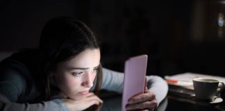 Προβληματική χρήση των social media κάνει το ένα στα οκτώ Ελληνόπουλα