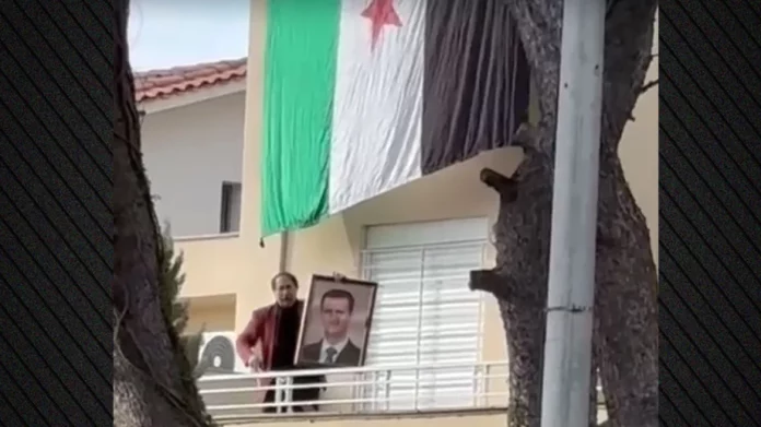 Τρεις προσαγωγές από την ΕΛ.ΑΣ. μετά την κατάληψη της πρεσβείας της Συρίας στην Αθήνα