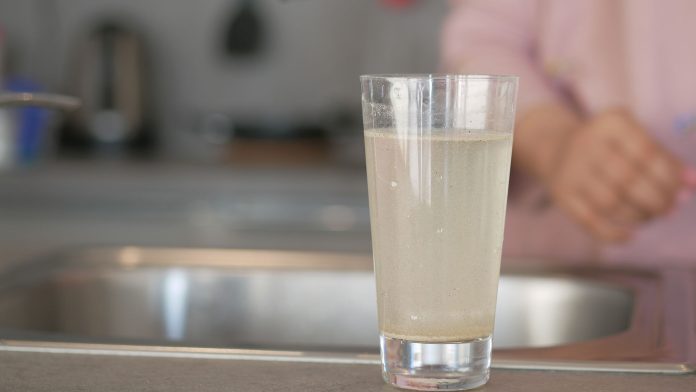 Εισαγγελική παραγγελία για το θολό νερό στον Βόλο