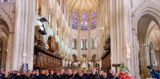 Τριβές στη Μαδρίτη μετά την απουσία της ισπανικής ηγεσίας από τα εγκαίνια της Παναγίας των Παρισίων