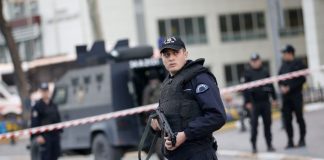 Τουρκία: Οι Αρχές συνέλαβαν δήμαρχο της αντιπολίτευσης με την κατηγορία ότι έστηνε διαγωνισμούς