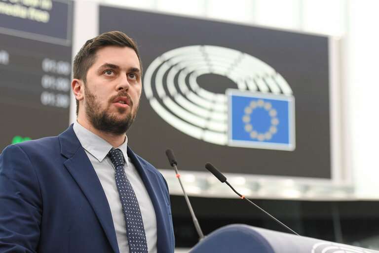 EP-144947C_Plenary_15_Greece