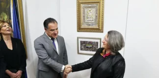 Νέο σόου Άδωνι μπροστά στον πρέσβη του Ισραήλ