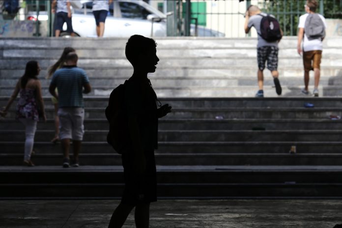 Χαλκίδα: Άγριο μπούλινγκ σε 13χρονο από συμμαθητές του – Τον ακολουθούσαν στον δρόμο