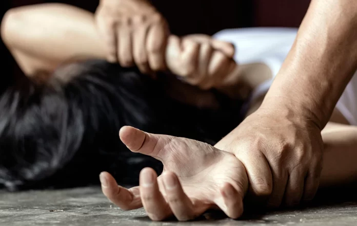 Εξελίξεις στο θρίλερ που έζησε η 16χρονη στην Πάτρα – Επιβεβαιώνει τον βιασμό της κοπέλας ο ιατροδικαστής, αναζητείται ο «μποξέρ»
