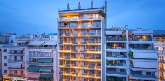 Το ΣτΕ έδωσε προθεσμία 6 μηνών για να κατεδαφιστούν οι αυθαίρετοι όροφοι στο Coco Mat