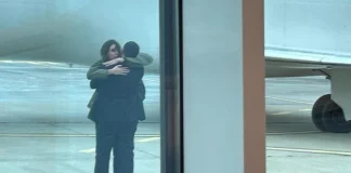 Ιταλία: Έφτασε στη Ρώμη η δημοσιογράφος που ήταν φυλακισμένη 3 εβδομάδες στην Τεχεράνη